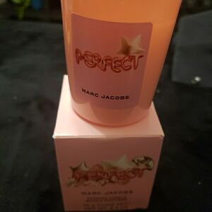 Marc Jacobs Perfect in Peach and Pink